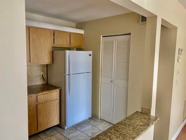 1-bedroom rental at 428 Pine Glen Lane #B-2, Greenacres