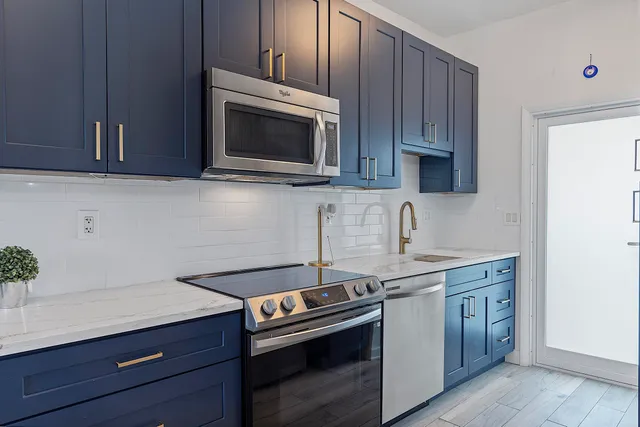2-bedroom rental at 3250 NE 28TH Street #105, Fort Lauderdale