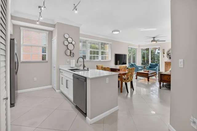 1-bedroom rental at 225 NE 1st Street #202, Delray Beach