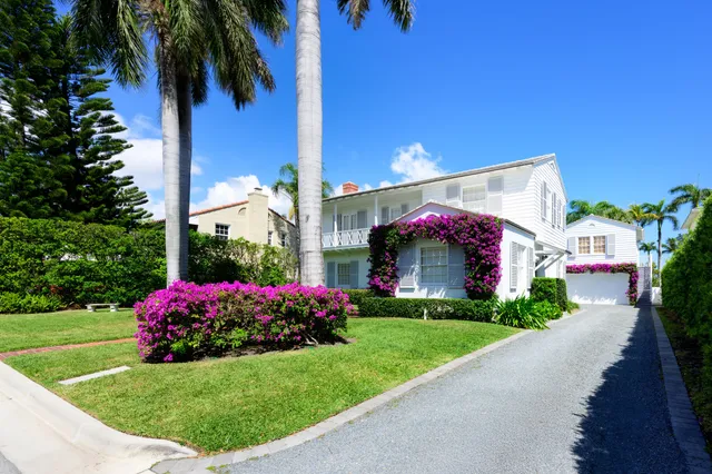 5-bedroom rental at 229 Pendleton Avenue, Palm Beach