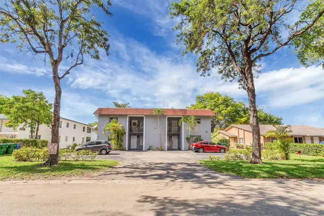 3-bedroom rental at 10131 NW 35TH Street #16, Coral Springs