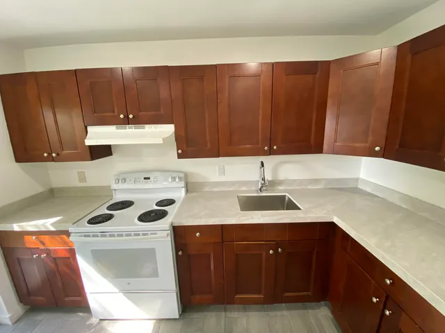 2-bedroom rental at 850 SW 9th Avenue #1-4, # C, Hallandale Beach