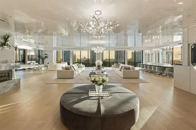 7-bedroom home at 6893 Fisher Island Drive #6893, Miami Beach