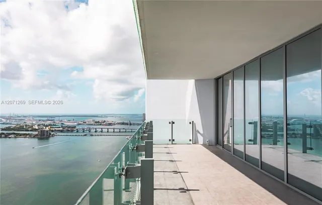 4-bedroom home at 700 NE 26th Terrace #4403, Miami