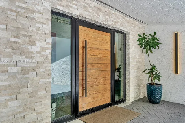 7-bedroom home at 5811 SW 33rd Terrace, Hollywood