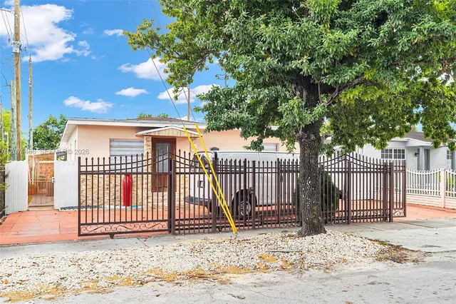 5-bedroom home at 31 SW 58th Court, Miami