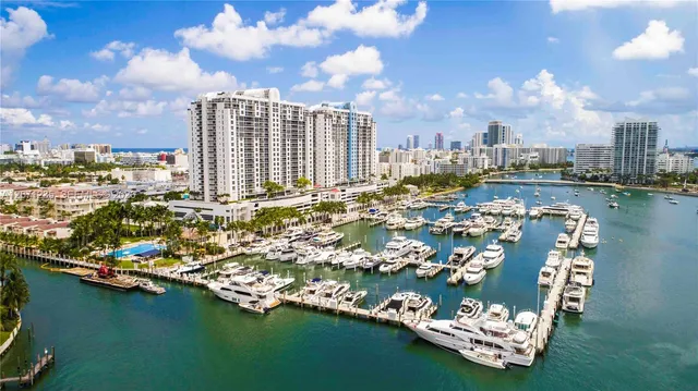 1-bedroom home at 1800 Sunset Harbour Drive #2409, Miami Beach