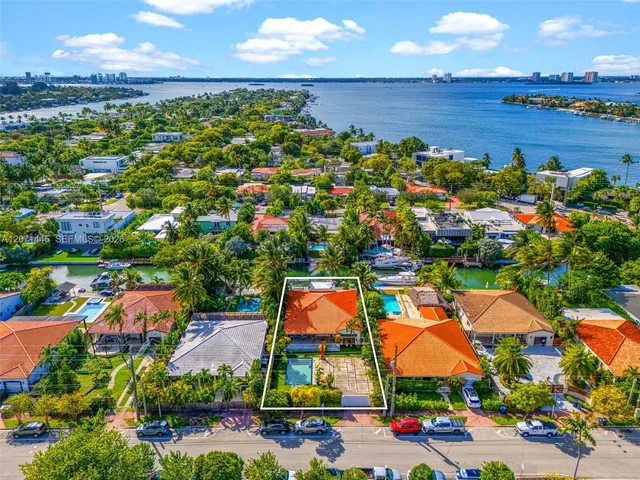 4-bedroom home at 7970 Hawthorne Avenue, Miami Beach