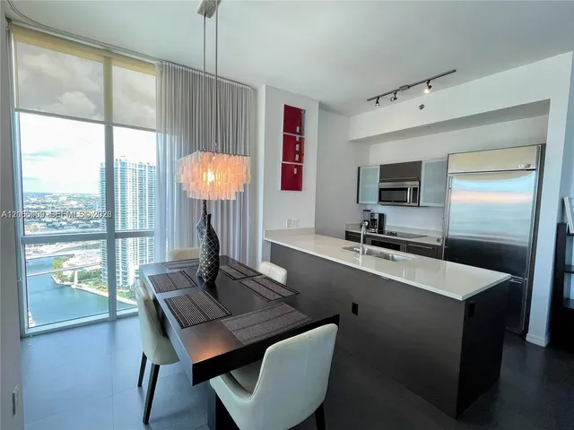 2-bedroom home at 55 SE 6th Street #4102, Miami