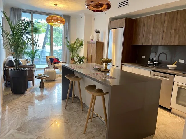1-bedroom rental at 3470 E Coast Avenue #H0806, Miami