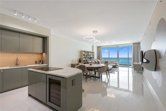 3-bedroom rental at 18975 Collins Avenue #1803, Sunny Isles Beach