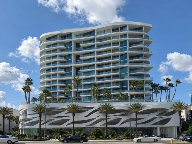 3-bedroom rental at 17550 Collins Avenue #701, Sunny Isles Beach