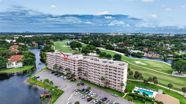 2-bedroom rental at 250 Jacaranda Drive #703, Plantation