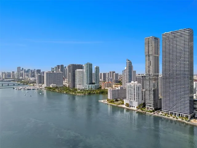 4-bedroom rental at 700 NE 24th Street #1207, Miami