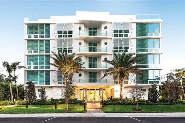 3-bedroom home at 353 SUNSET Drive #202, Fort Lauderdale