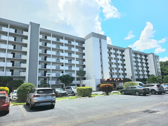 2-bedroom home at 5860 NW 44TH Street #412, Lauderhill
