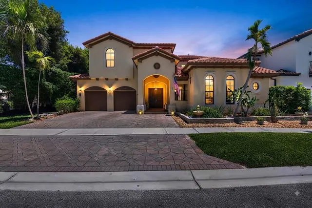 5-bedroom home at 4012 Artesa Drive, Boynton Beach