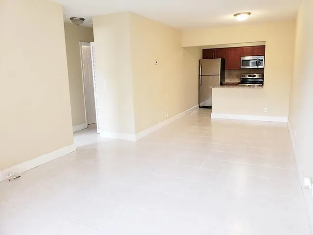 2-bedroom rental at 190 NE 40th Street #192, Oakland Park