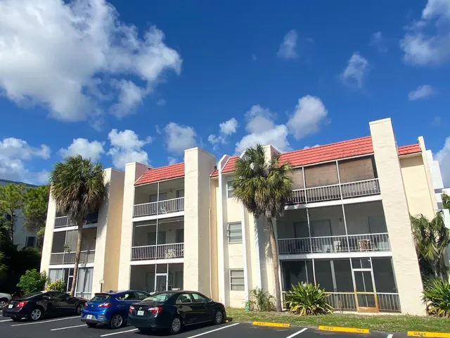 2-bedroom rental at 632 NW 13TH Street #0280, Boca Raton