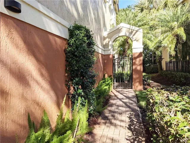 4-bedroom rental at 4150 FOREST Drive, Weston