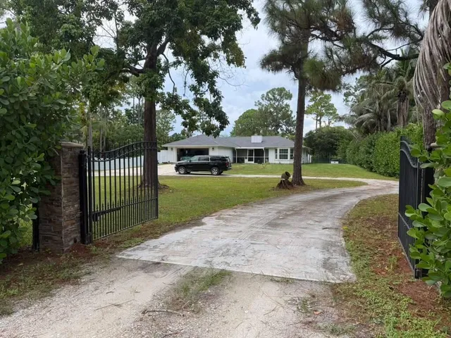 3-bedroom rental at 11885 52ND Road N, The Acreage