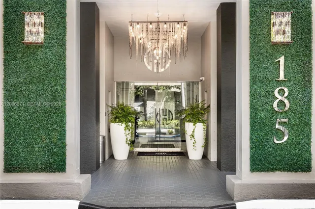 2-bedroom home at 185 SE 14th Terrace #1010, Miami