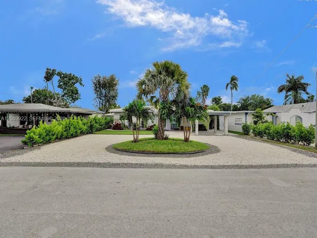 4-bedroom home at 1580 NE 34th Street, Oakland Park