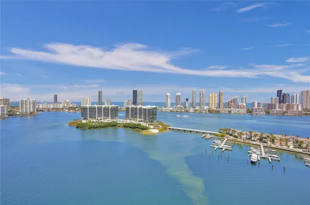 3-bedroom home at 3201 NE 183rd Street #2403, Aventura