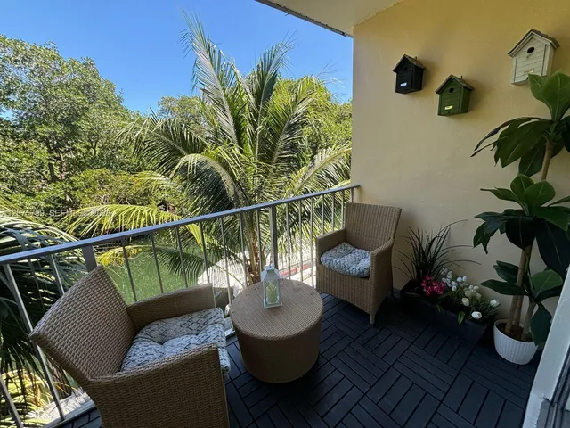 1-bedroom rental at 1860 Venice Park Drive #206, North Miami