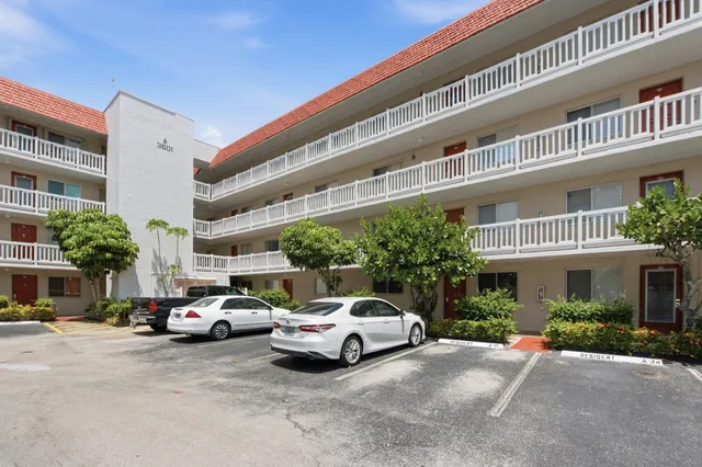 2-bedroom home at 3601 INVERRARY Drive #107, Lauderhill