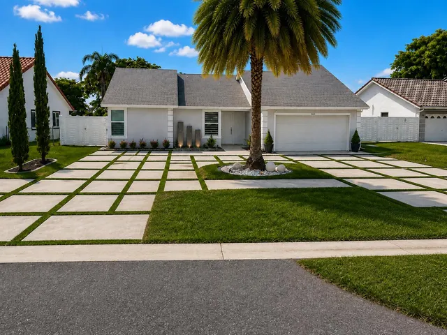 3-bedroom home at 500 NW 86TH Avenue, Pembroke Pines