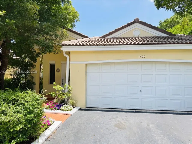 3-bedroom rental at 1599 Palermo Drive, Weston