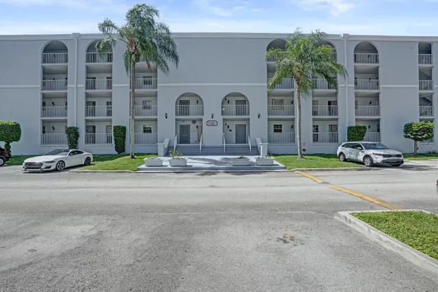 2-bedroom home at 7980 N FRENCH Drive #3-202, Pembroke Pines