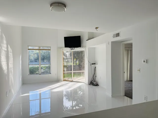 2-bedroom home at 4791 Via Palm Lakes #1706, West Palm Beach