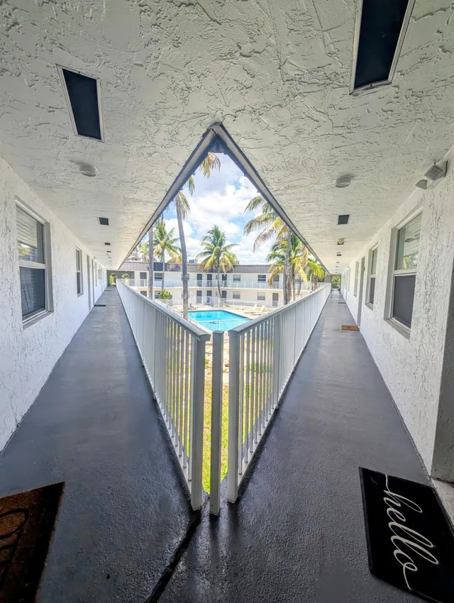 2-bedroom rental at 1470 N DIXIE Highway N #44, Fort Lauderdale