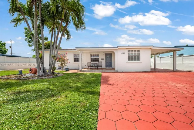 4-bedroom home at 10240 SW 35th Street, Miami