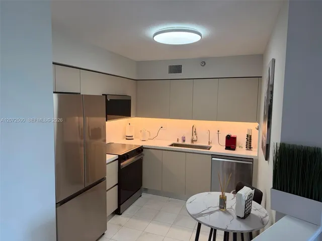 2-bedroom home at 3400 NE 192nd Street #511, Aventura