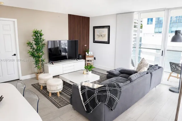3-bedroom home at 1155 Brickell Bay Drive #902, Miami