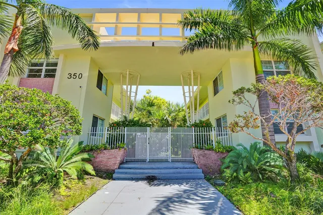 1-bedroom home at 350 S Shore Drive #12, Miami Beach