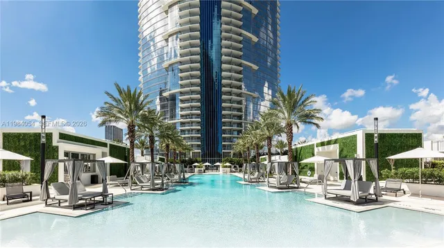 2-bedroom home at 851 NE 1st Avenue #4010, Miami