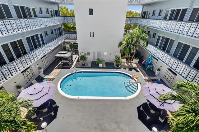1-bedroom home at 1818 Rodman Street #3B, Hollywood