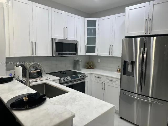 4-bedroom home at 7690 S Southwood Circle, Davie