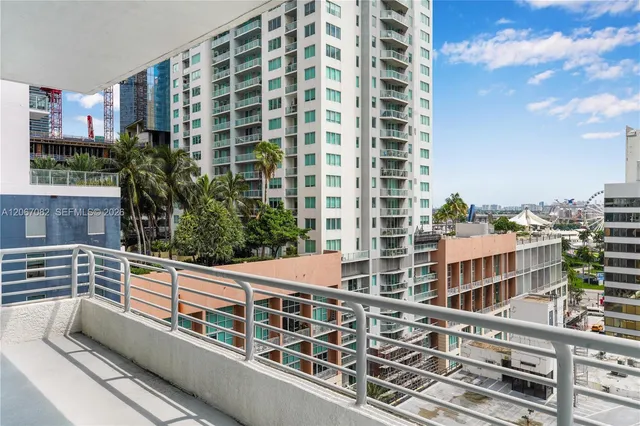 2-bedroom rental at 133 NE 2nd Avenue #1102, Miami