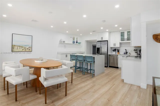 4-bedroom rental at 1527 Fletcher Street #NA, Hollywood
