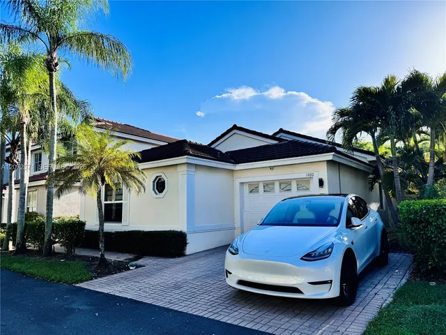 4-bedroom rental at 1480 Sweetbay Way, Hollywood
