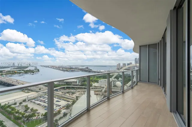 2-bedroom rental at 1400 Biscayne Boulevard #2905, Miami
