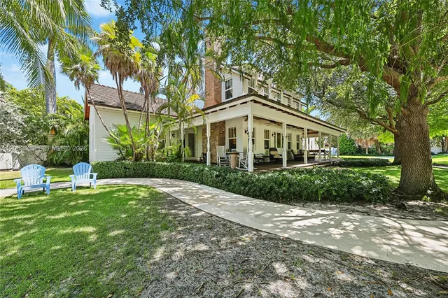 4-bedroom rental at 180 Ocean Boulevard, Golden Beach