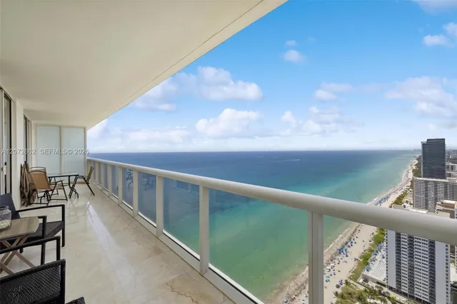 2-bedroom rental at 1830 S Ocean Drive #4303, Hallandale Beach