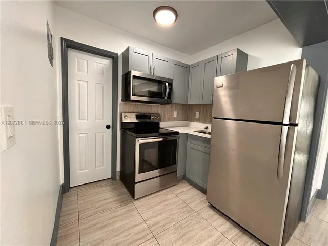 1-bedroom rental at 1928 Wilson Street #3, Hollywood