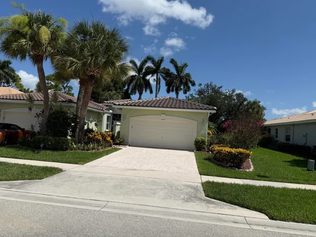 3-bedroom home at 10664 Royal Caribbean Circle, Boynton Beach